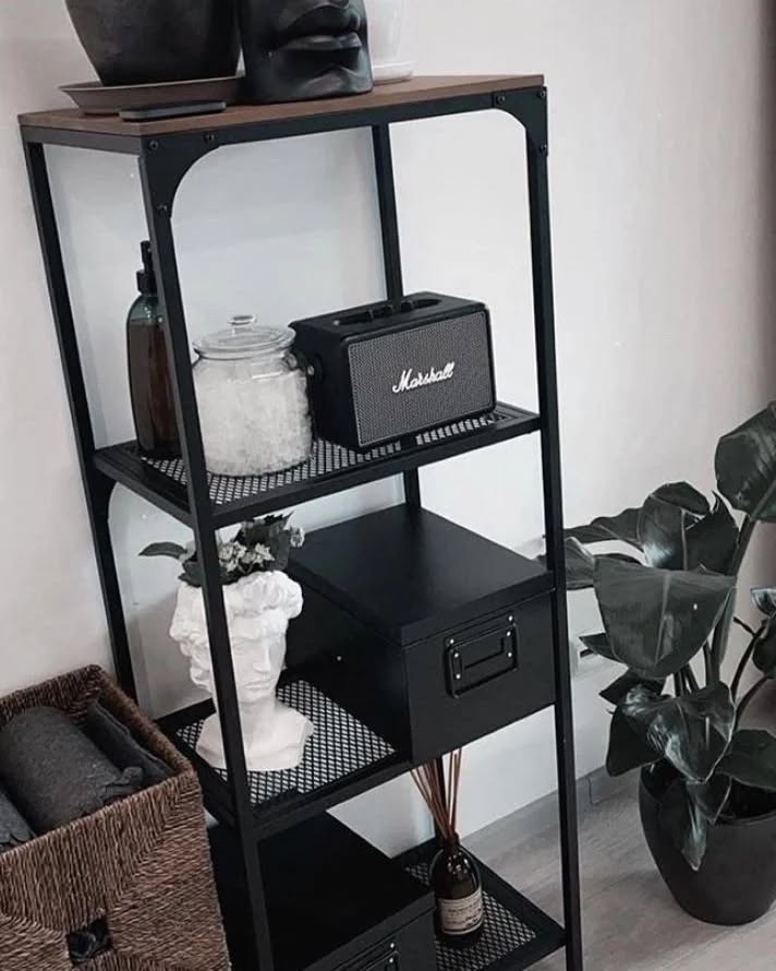 Plano Shelf