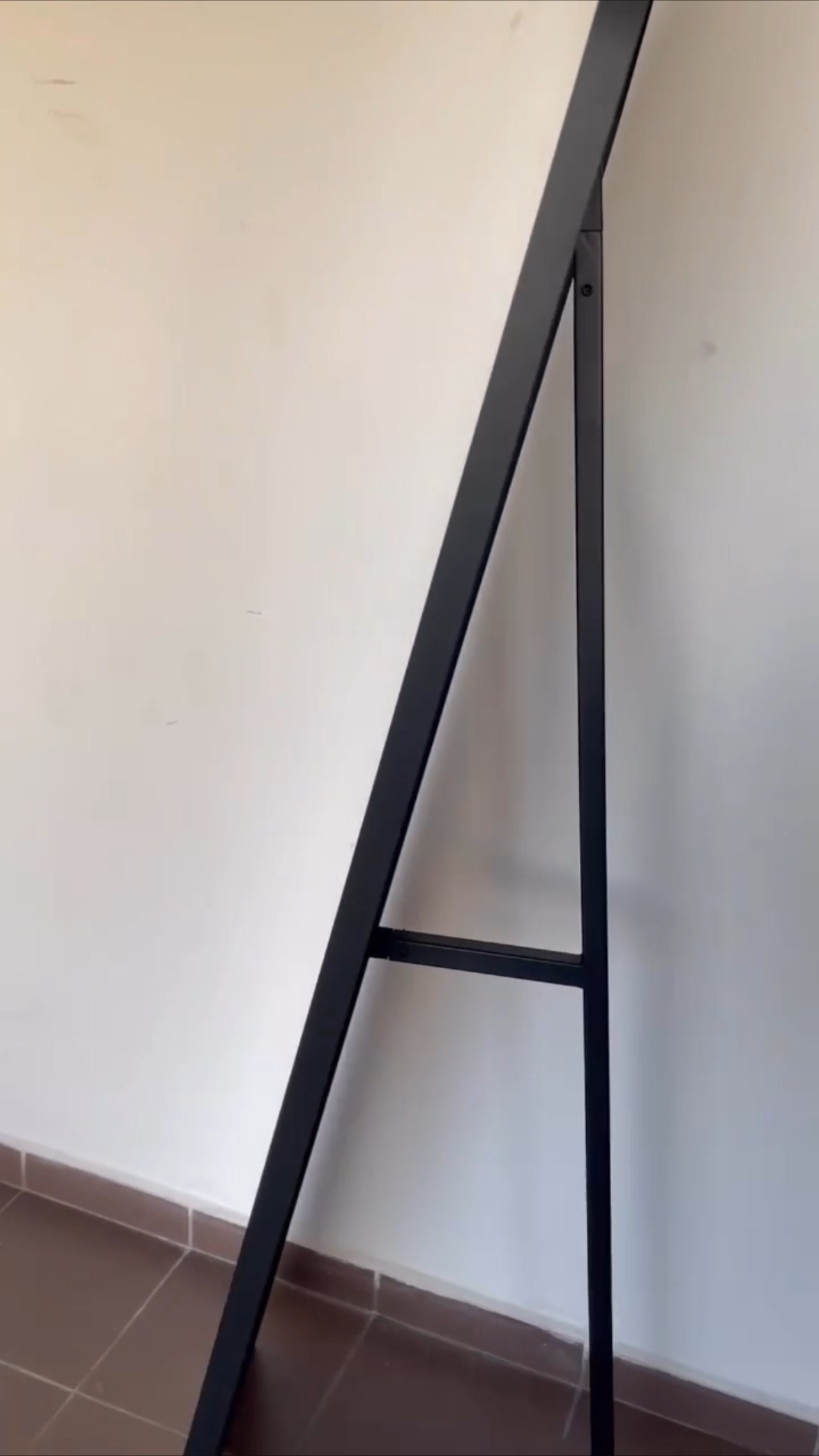 Neu-Type Mirror