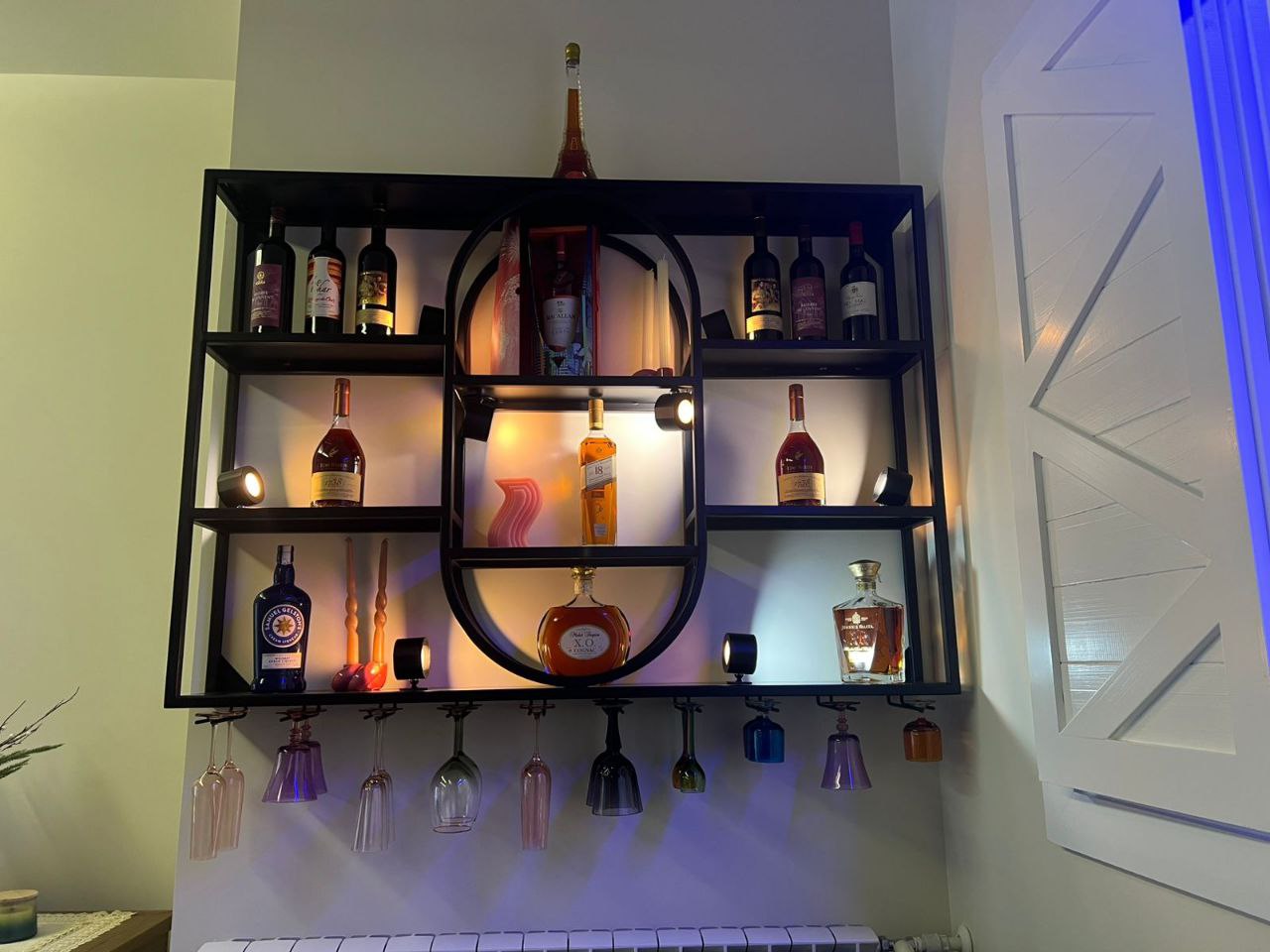 Oklahoma Wall Mounted Bar